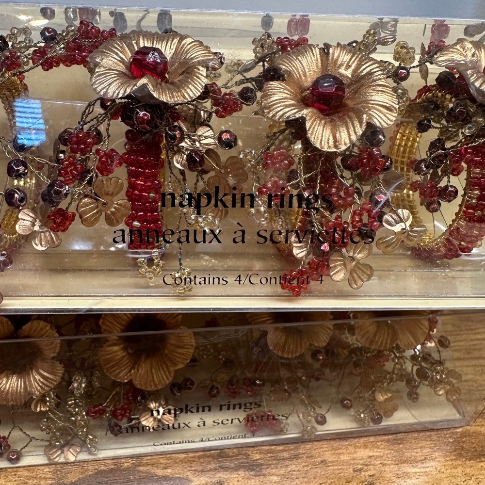 Pier 1 Imports Beaded Floral Napkin Rings Red Gold Set of 8 SKU 2074553 Holiday - Picture 2 of 5